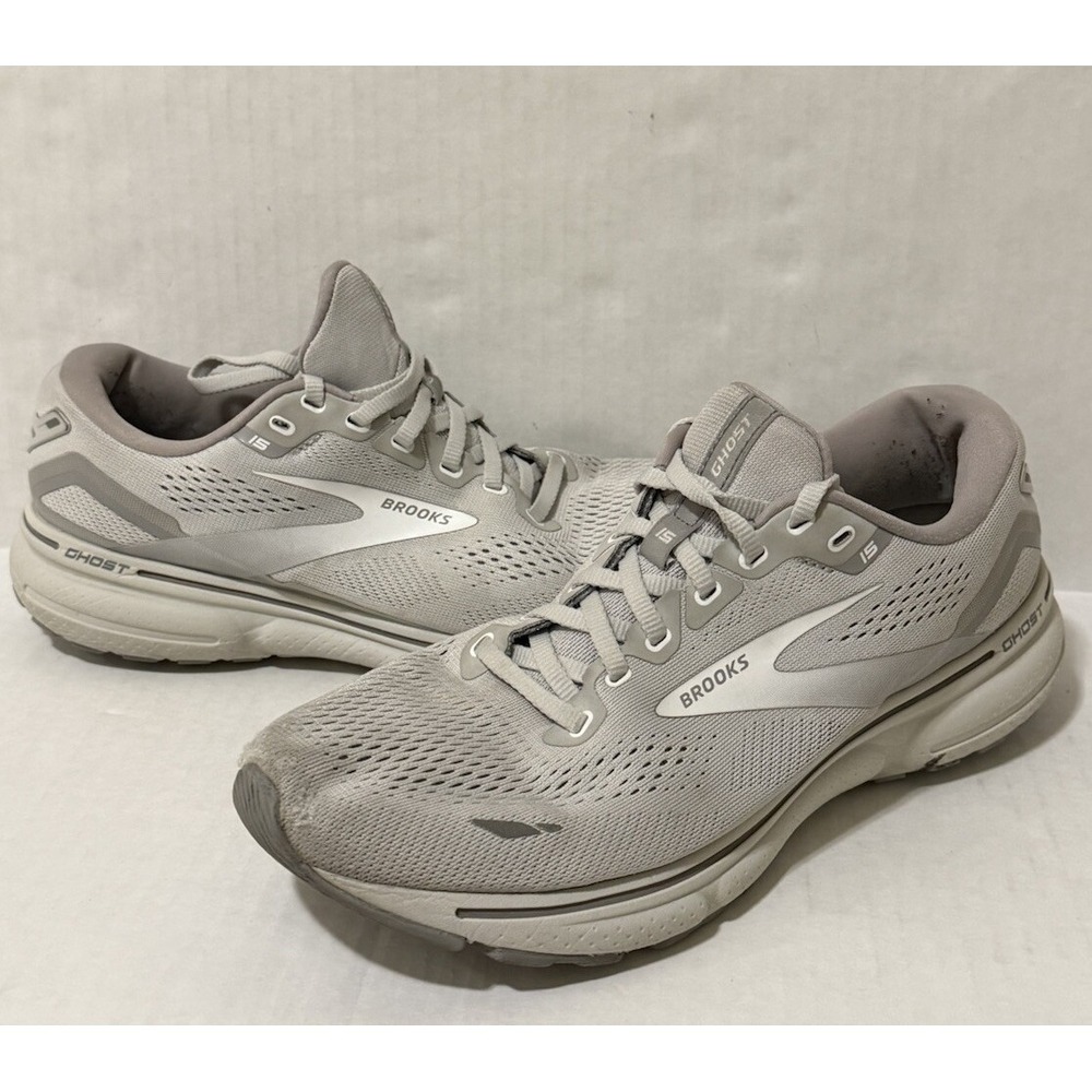 Brooks Womens Ghost 15 1203801B112 Gray Running Shoes Sneakers‎ Size 10 B